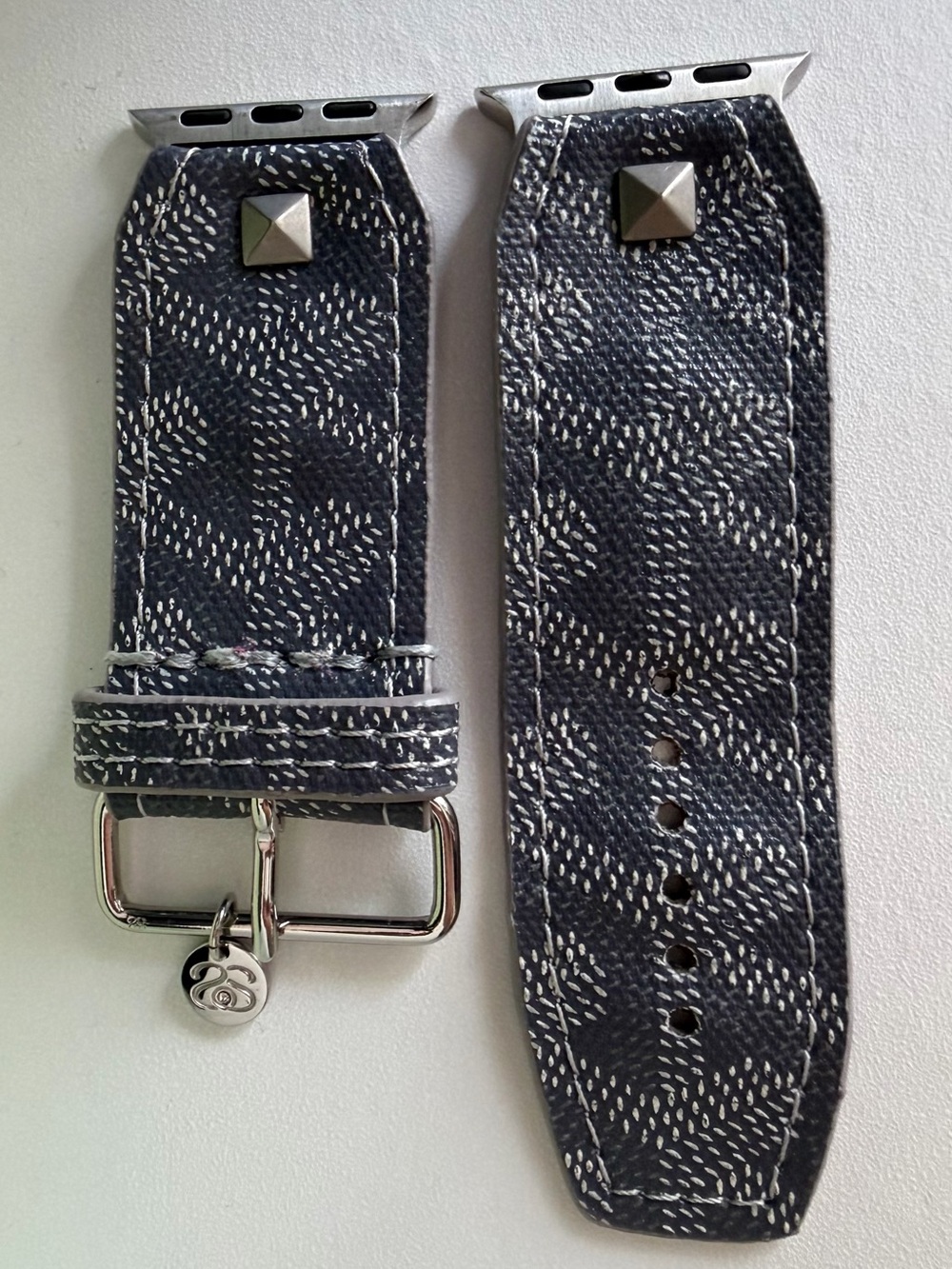 Upcycled gray Goyard Spark*l band for Apple Watch, size 2 - Picture 2 of 6